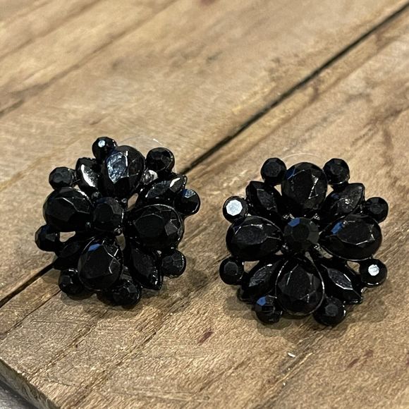 Vintage Acrylic Black Rhinestone Japanned Back Pierced Earrings Disc Back - Picture 2 of 6